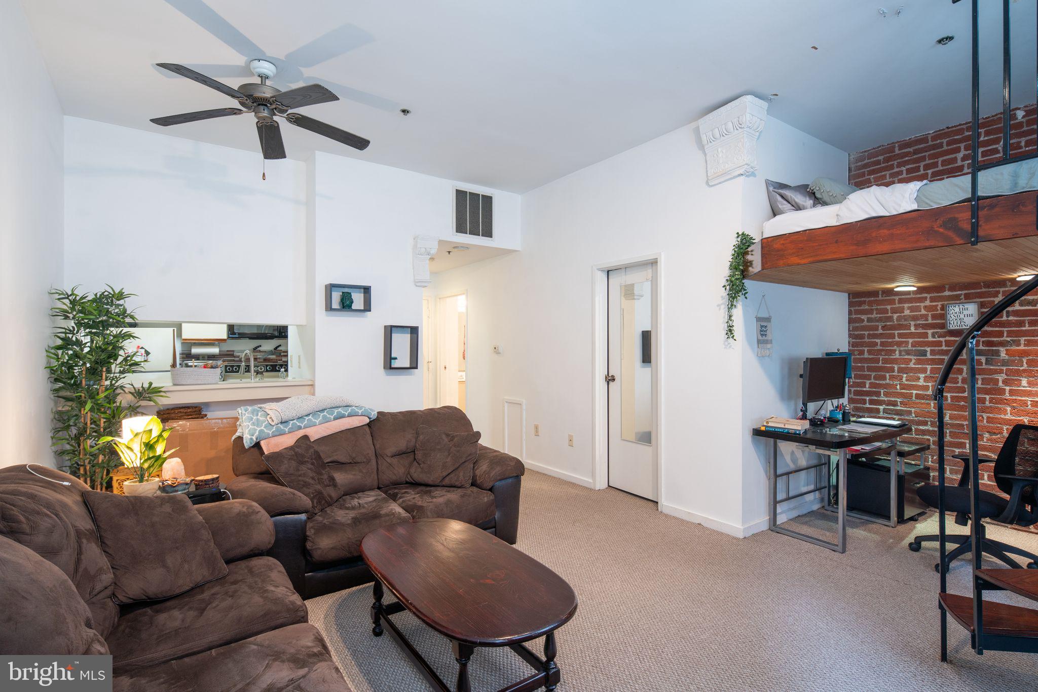 315 NEW ST #204