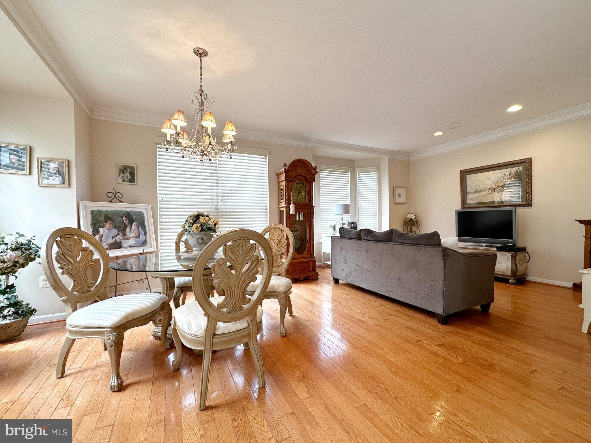3417 Trevi Ct
