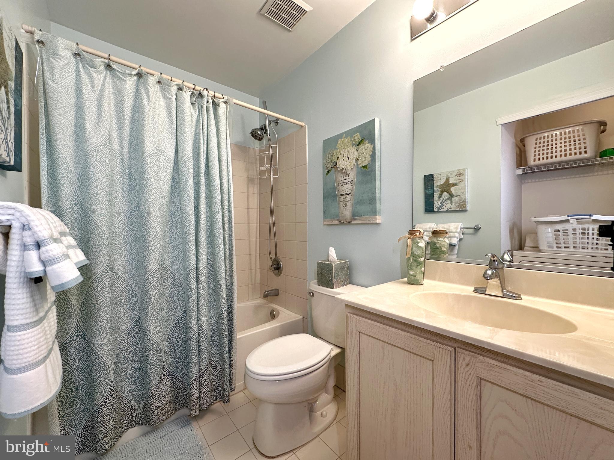 3417 Trevi Ct