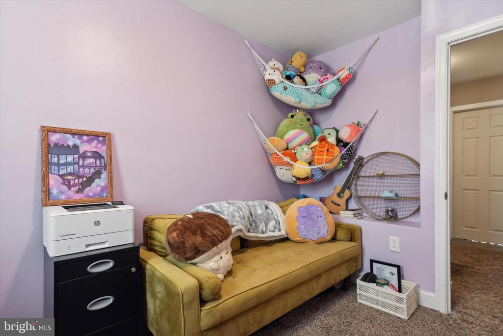 7507 Woolston Ave
