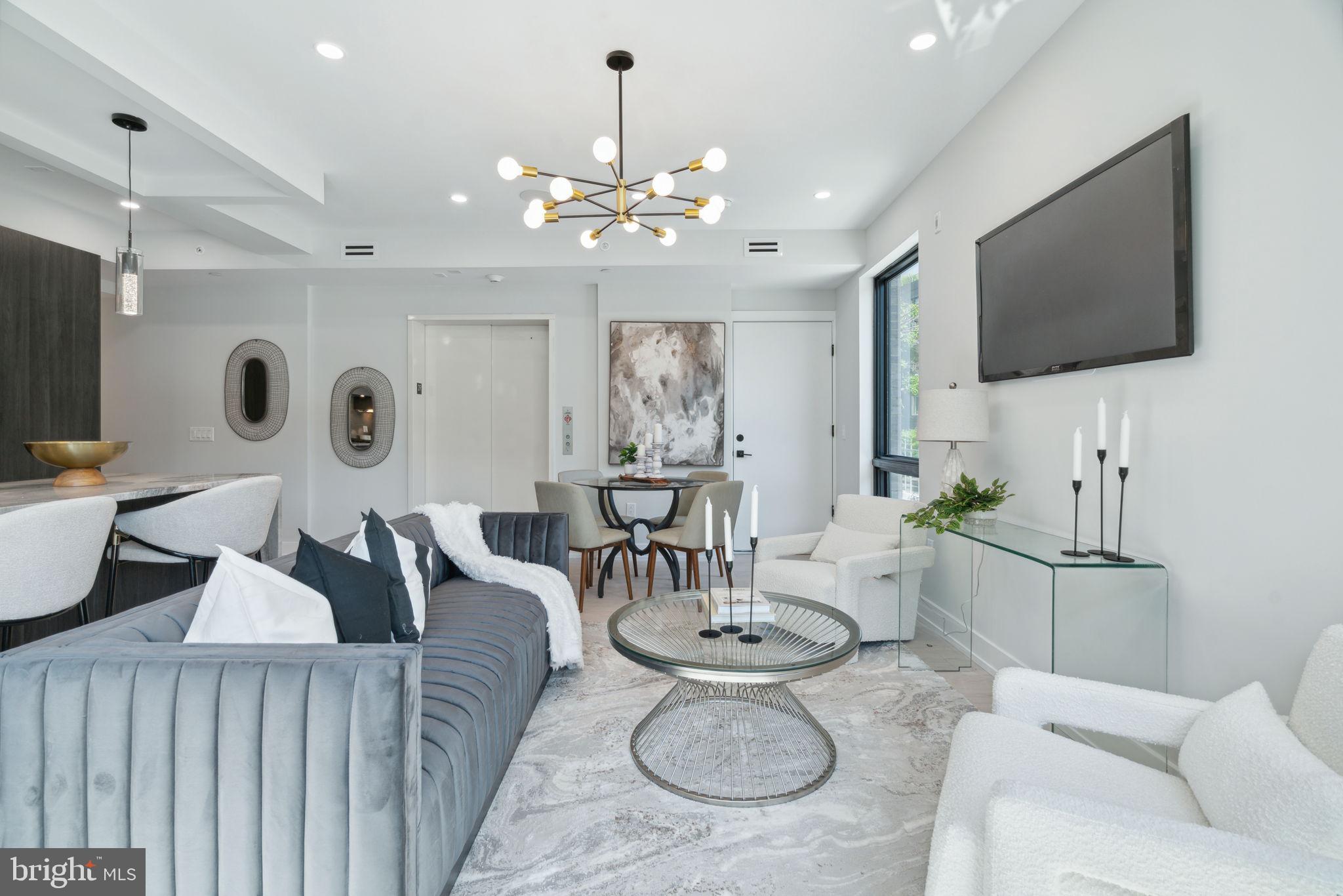 160-64 N 2nd St #201