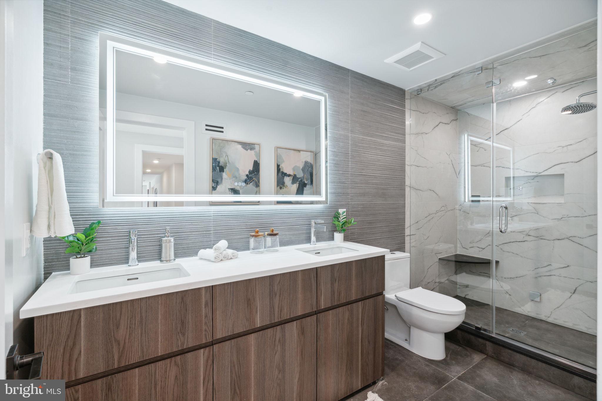 160-64 N 2nd St #201