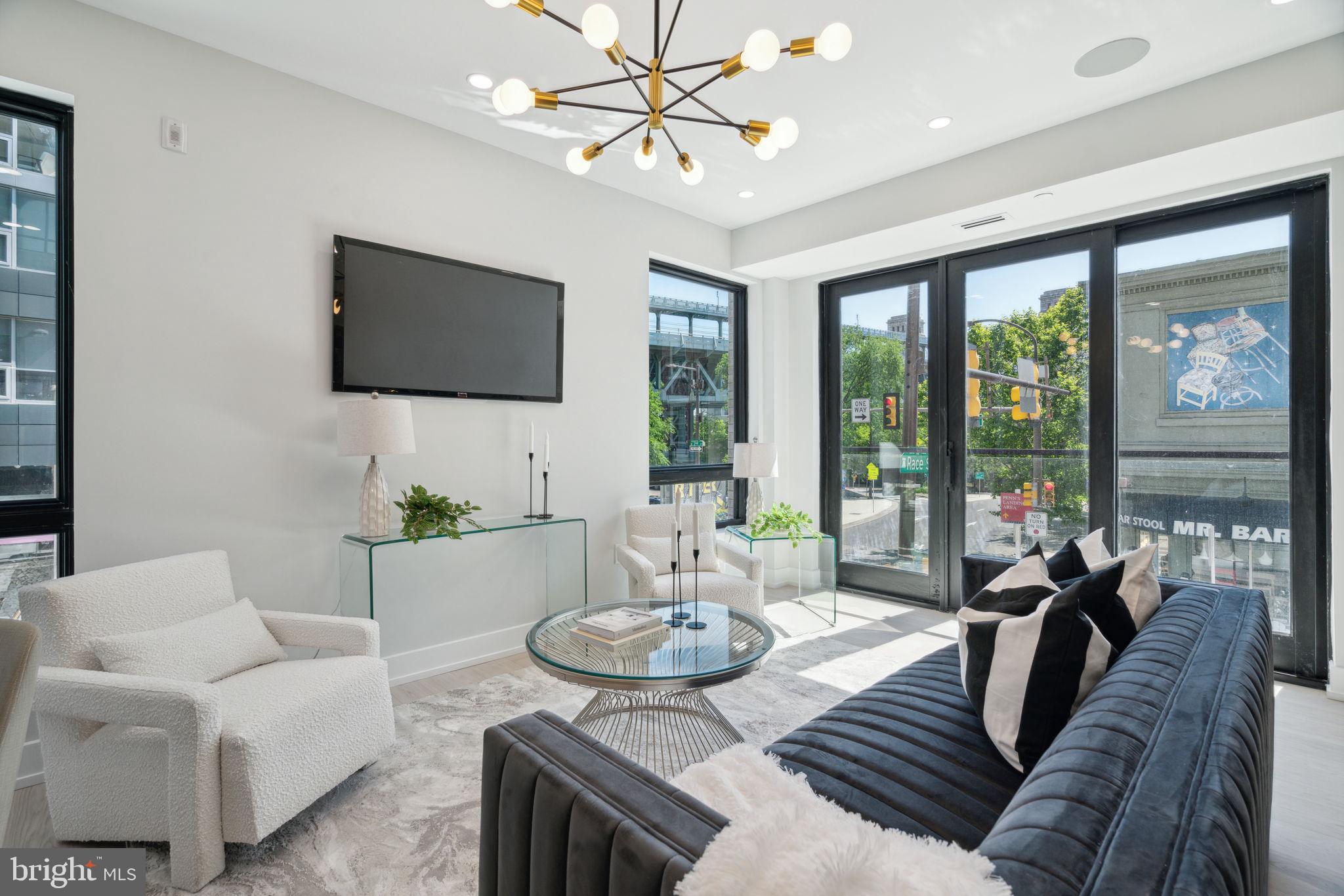 160-64 N 2nd St #201