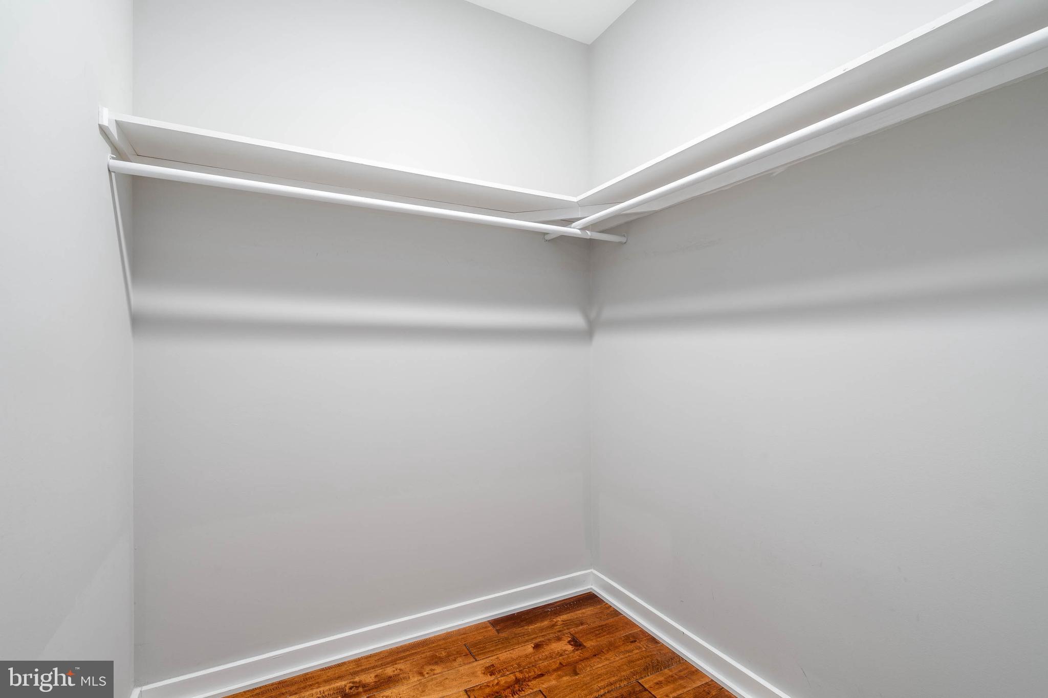 14 W Palmer St