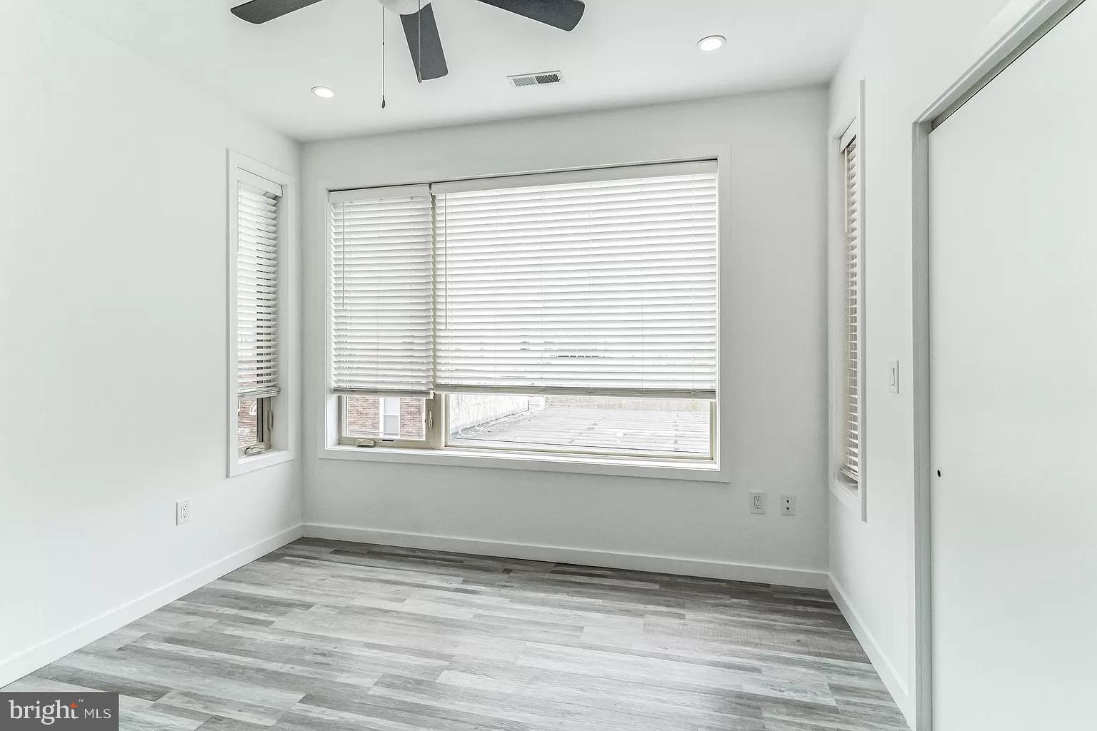 1738 DICKINSON ST #C