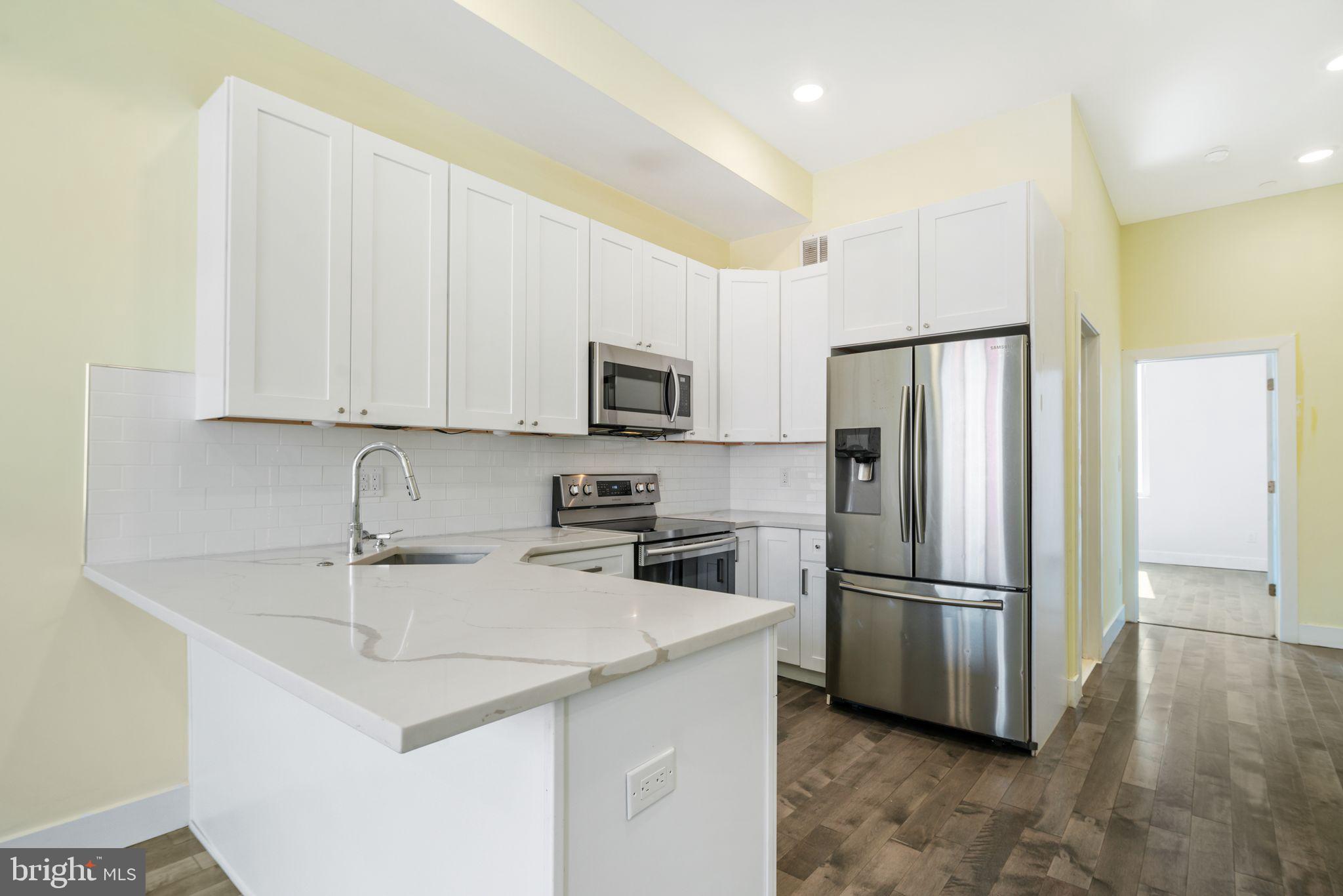1949 N 4TH #2