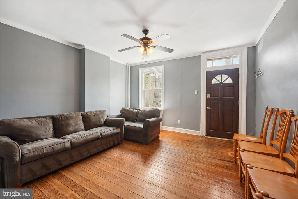 136 Conarroe St
