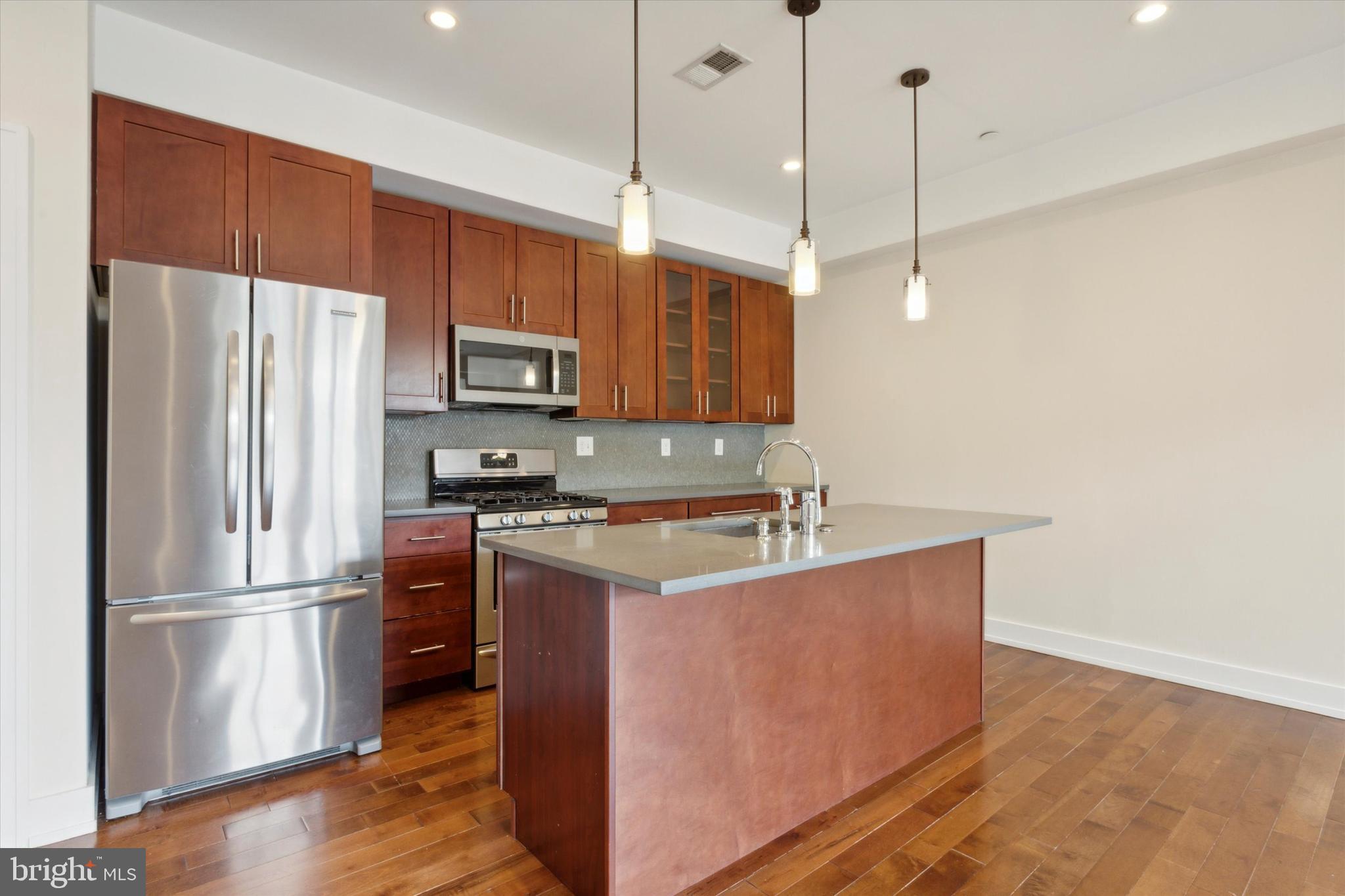 1501 N 2nd St #6