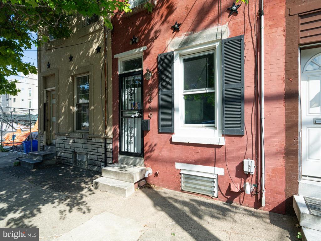 2669 Martha St
