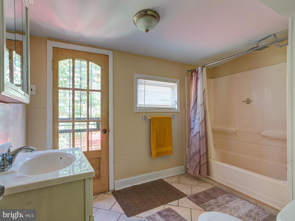2669 Martha St