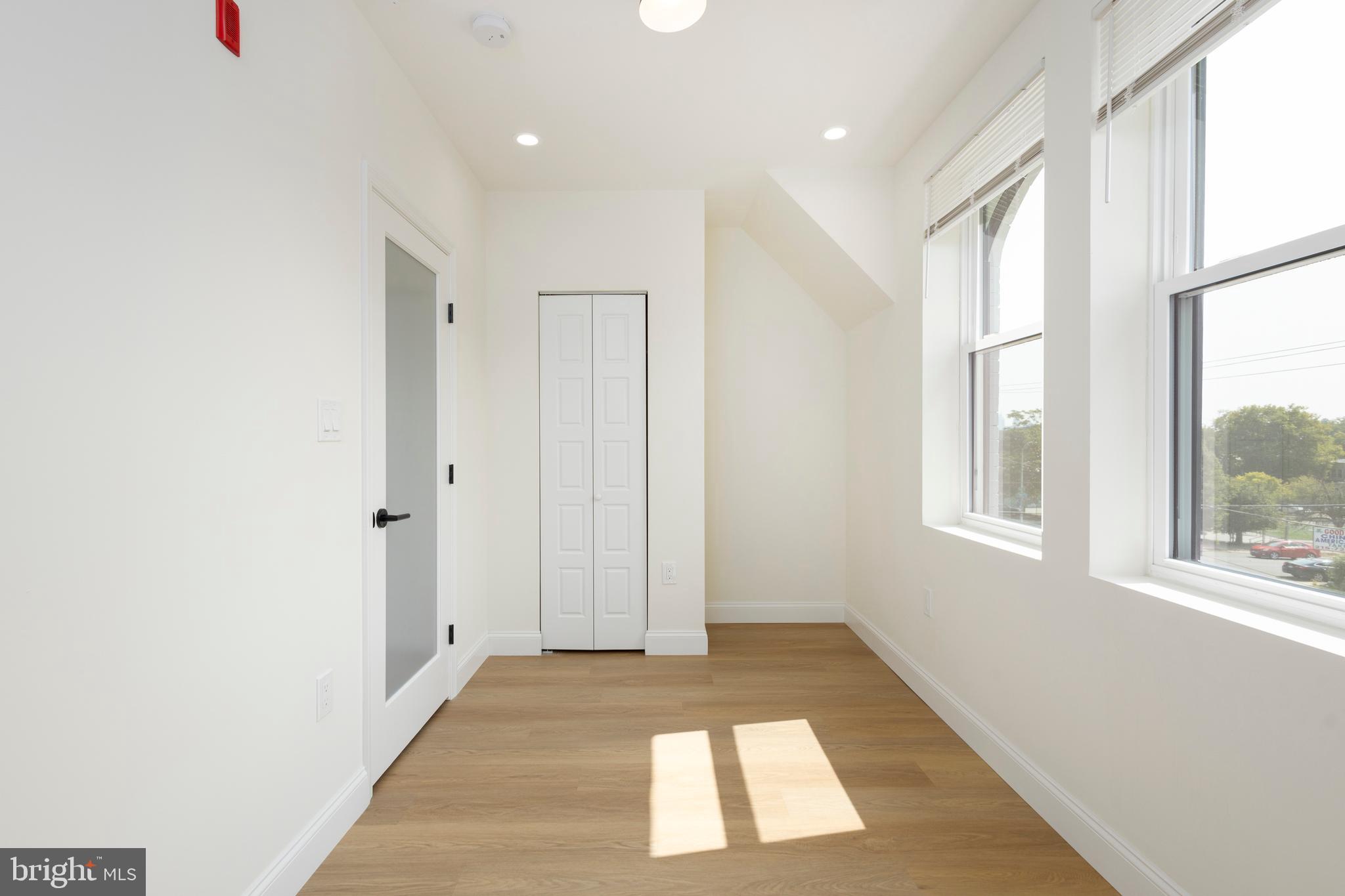 5813 WILLOWS AVE #3F