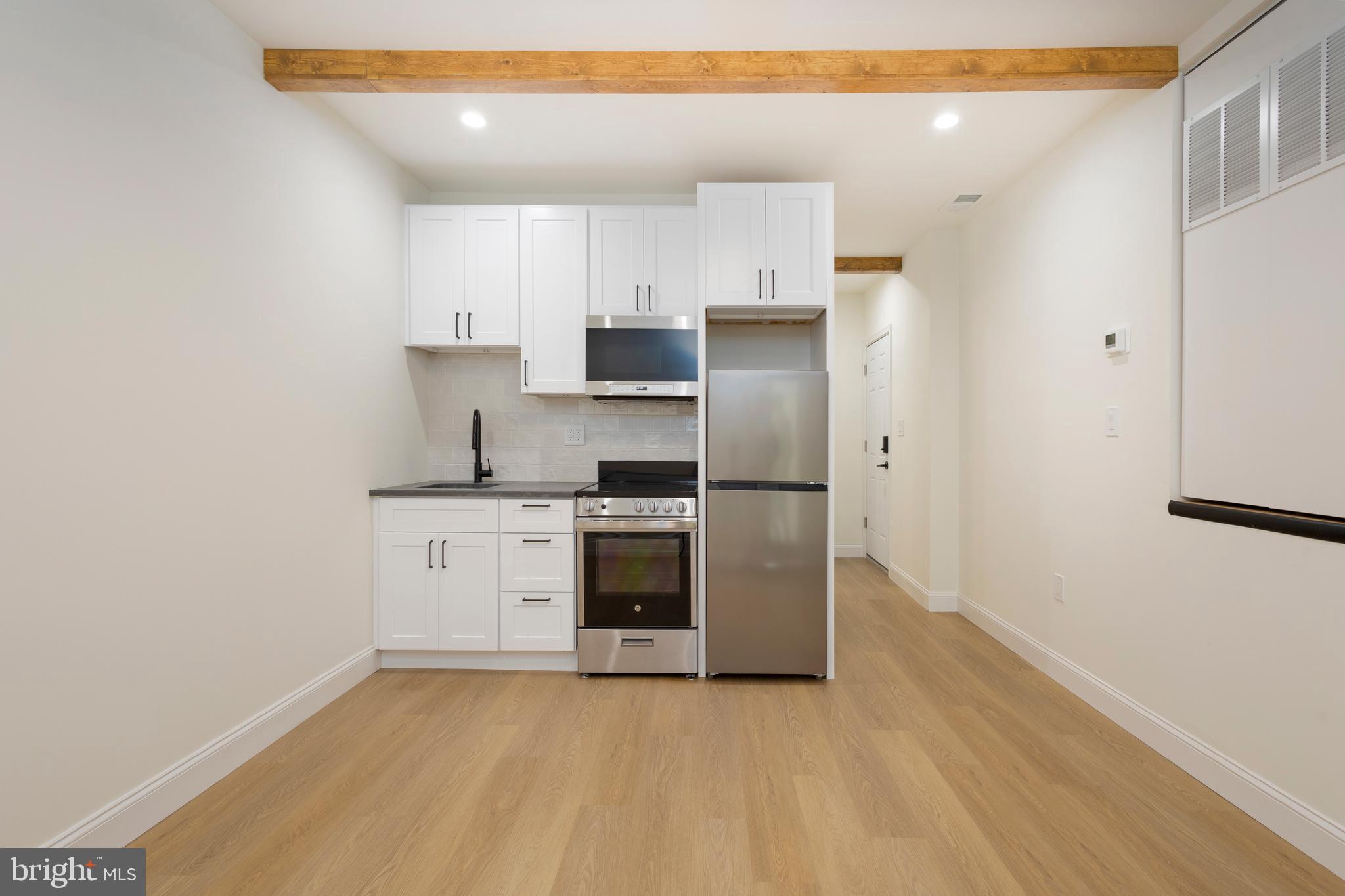 5813 WILLOWS AVE #3F