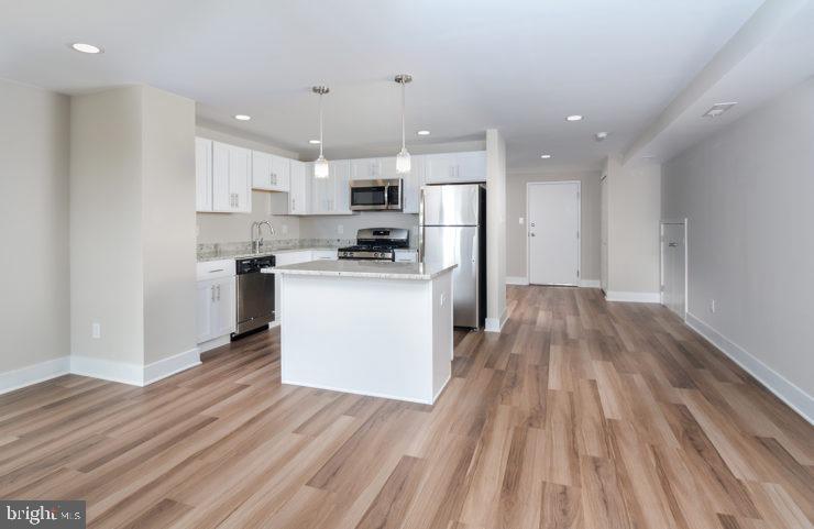 515 W CHELTEN AVE #1B-0906