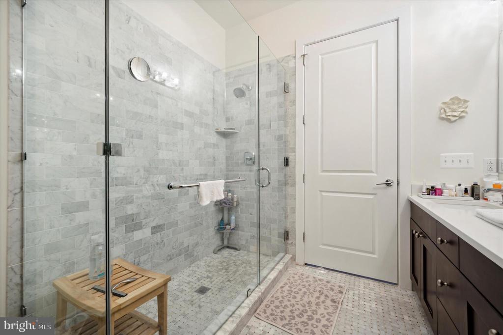 410 S FRONT ST #206