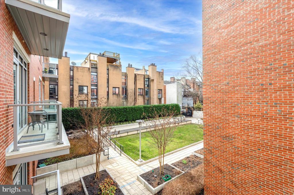 410 S FRONT ST #206