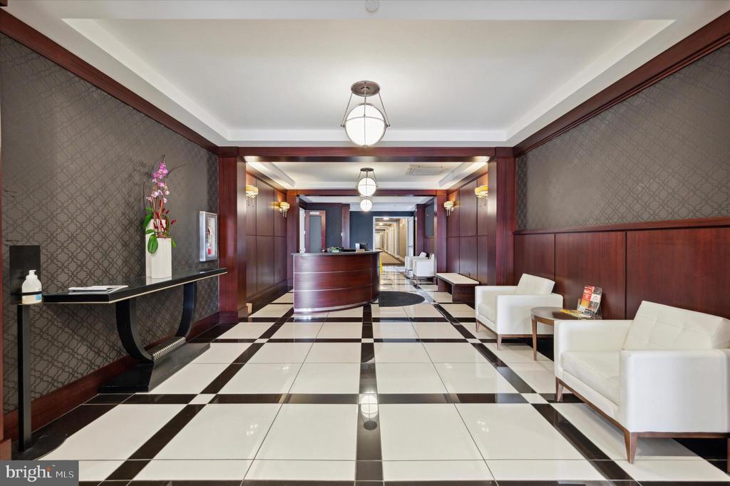 410 S FRONT ST #206