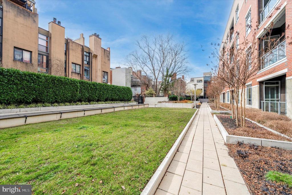 410 S FRONT ST #206