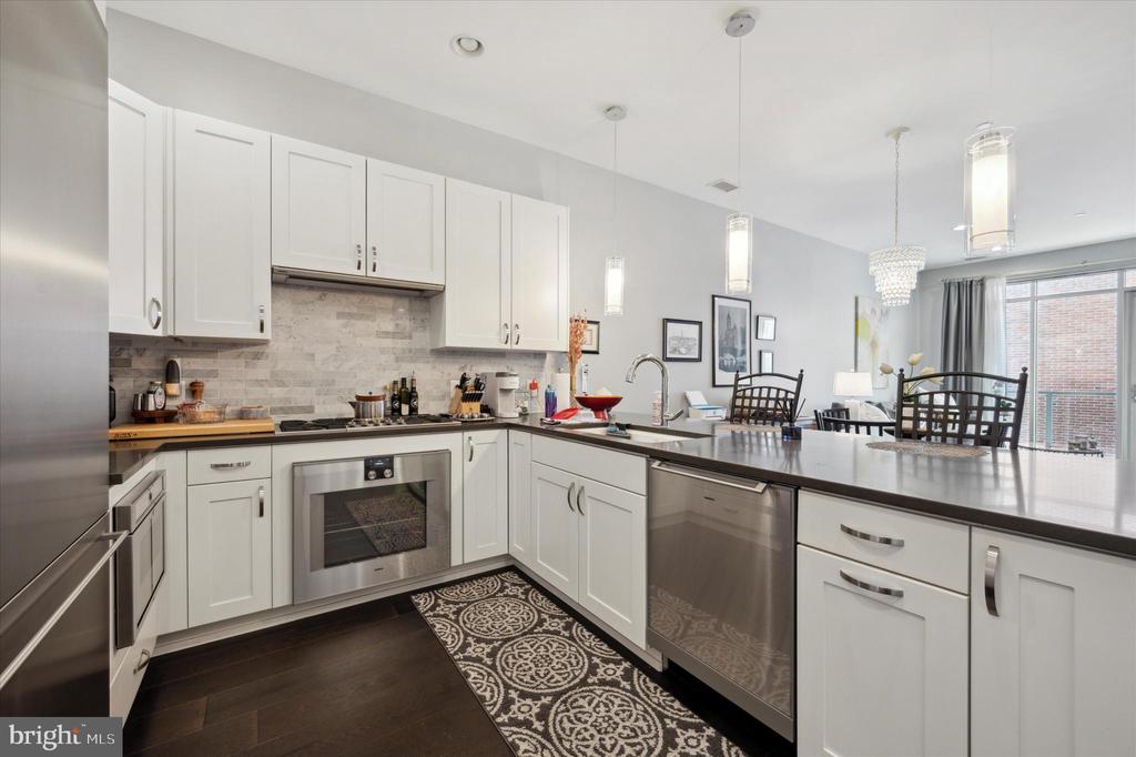 410 S FRONT ST #206