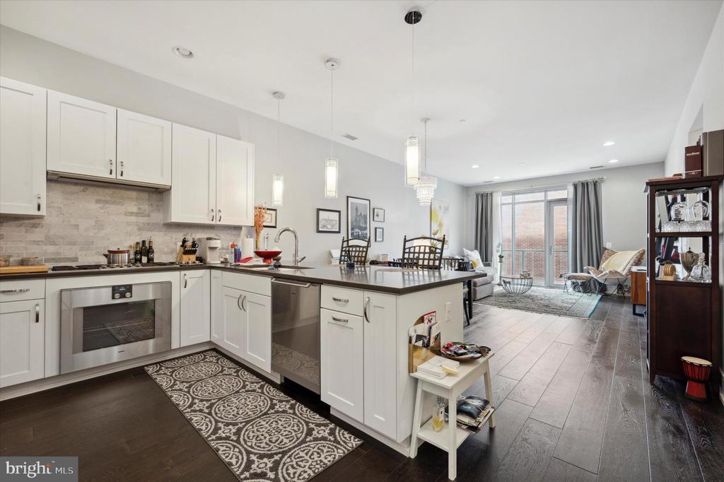 410 S FRONT ST #206