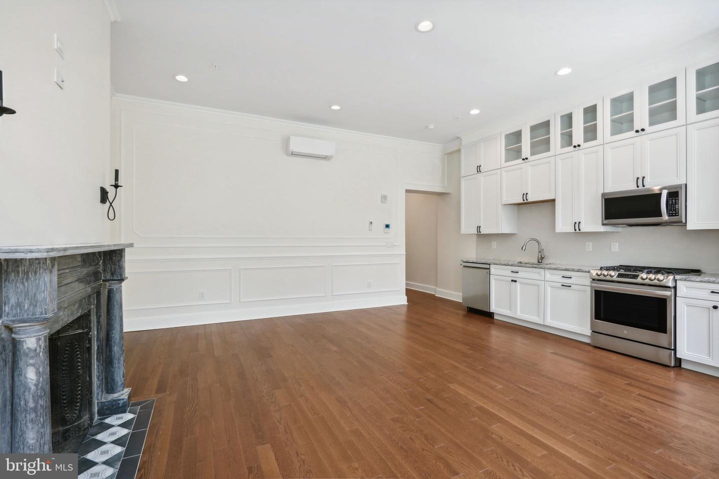 1215 Spruce St #201