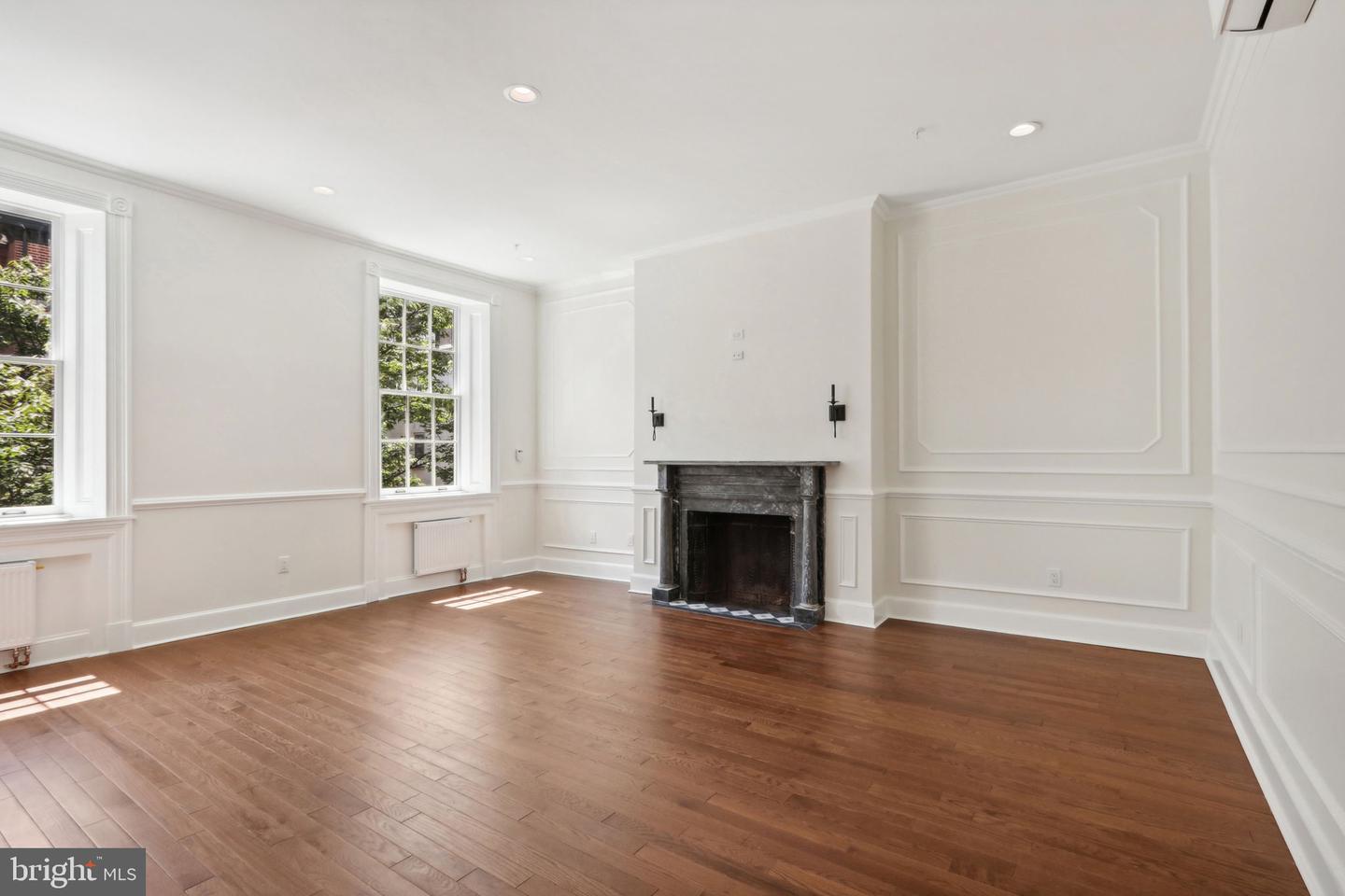 1215 Spruce St #201