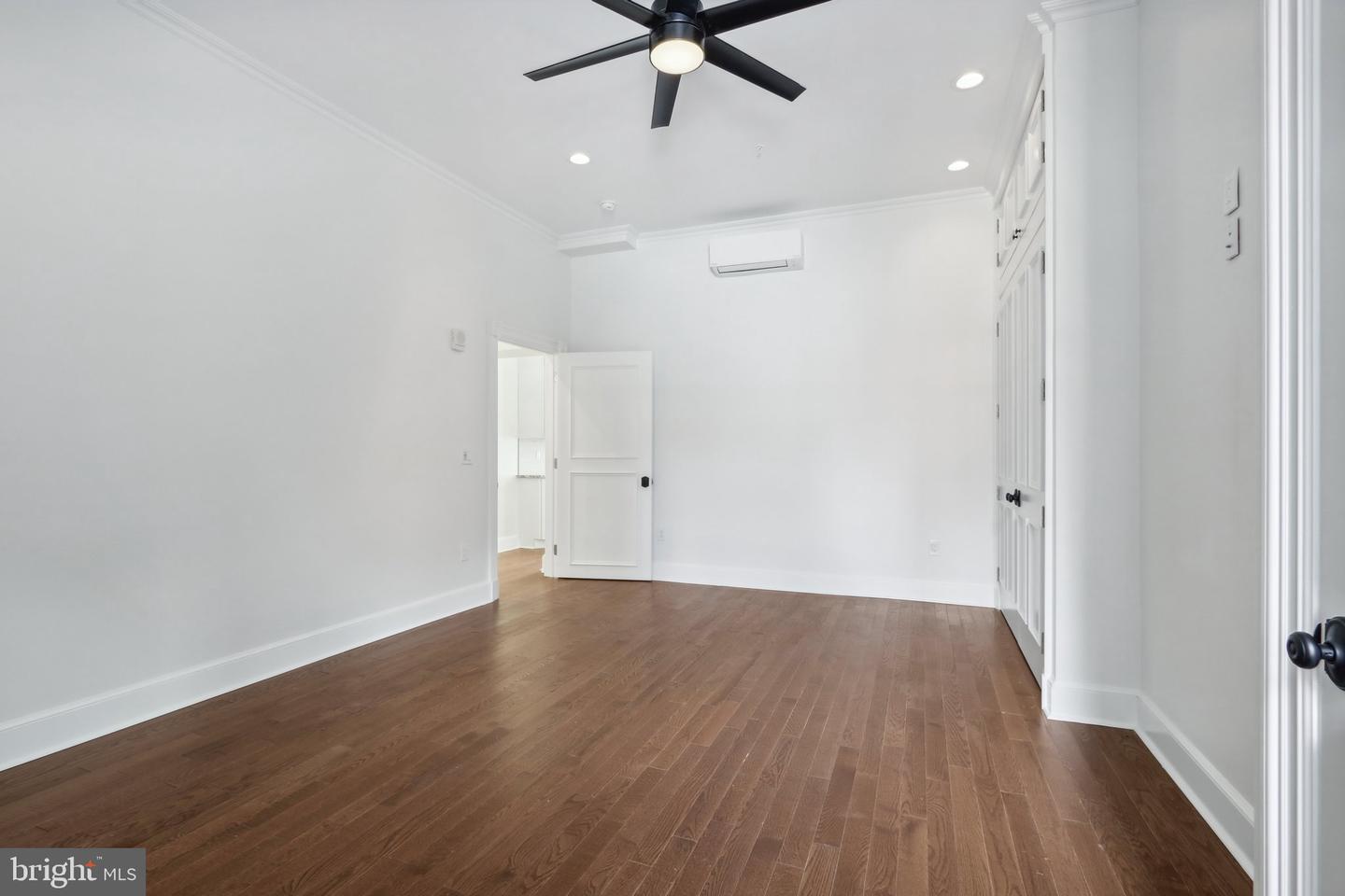 1215 Spruce St #201