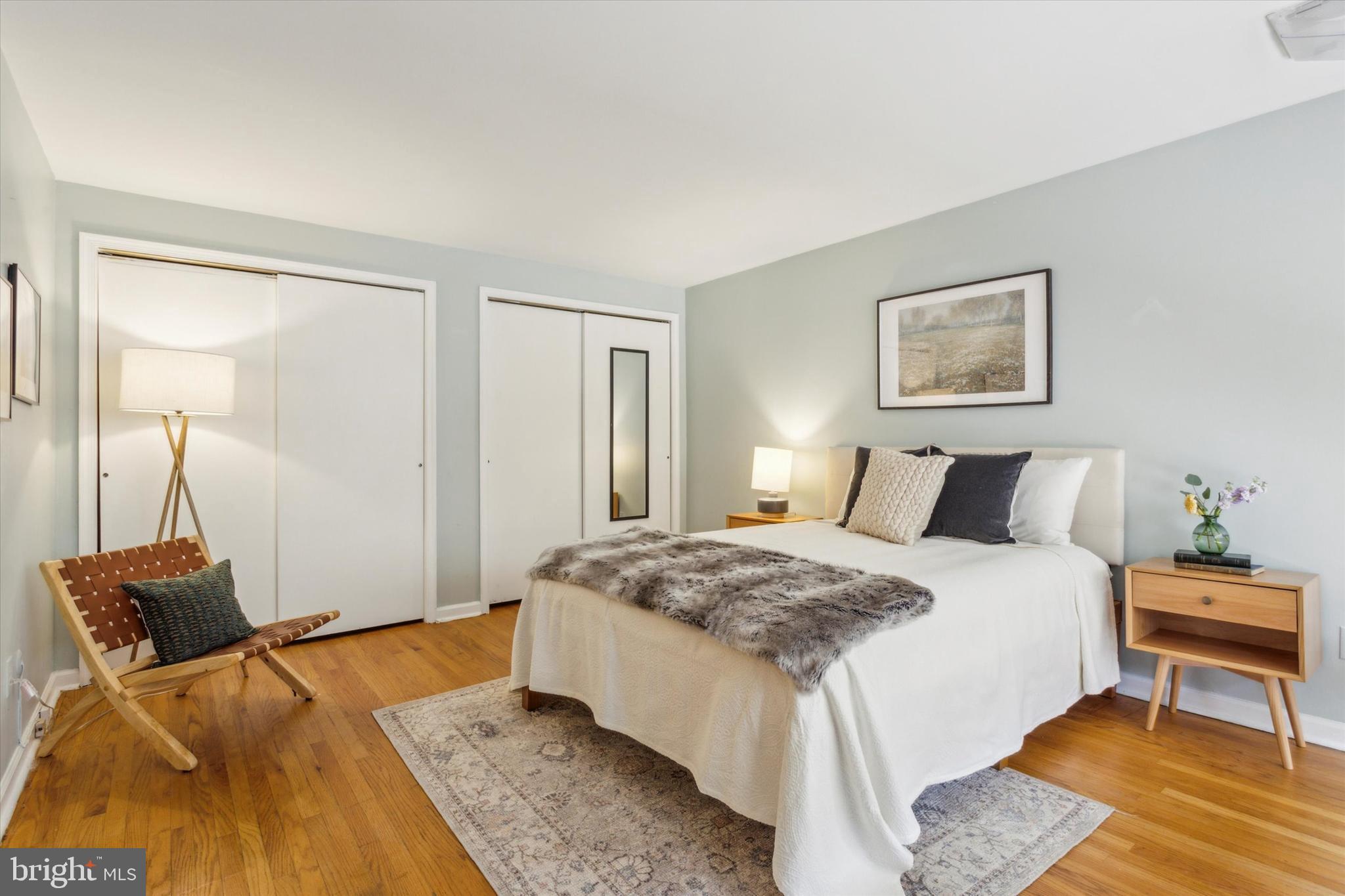 1124 1/2 LOMBARD ST