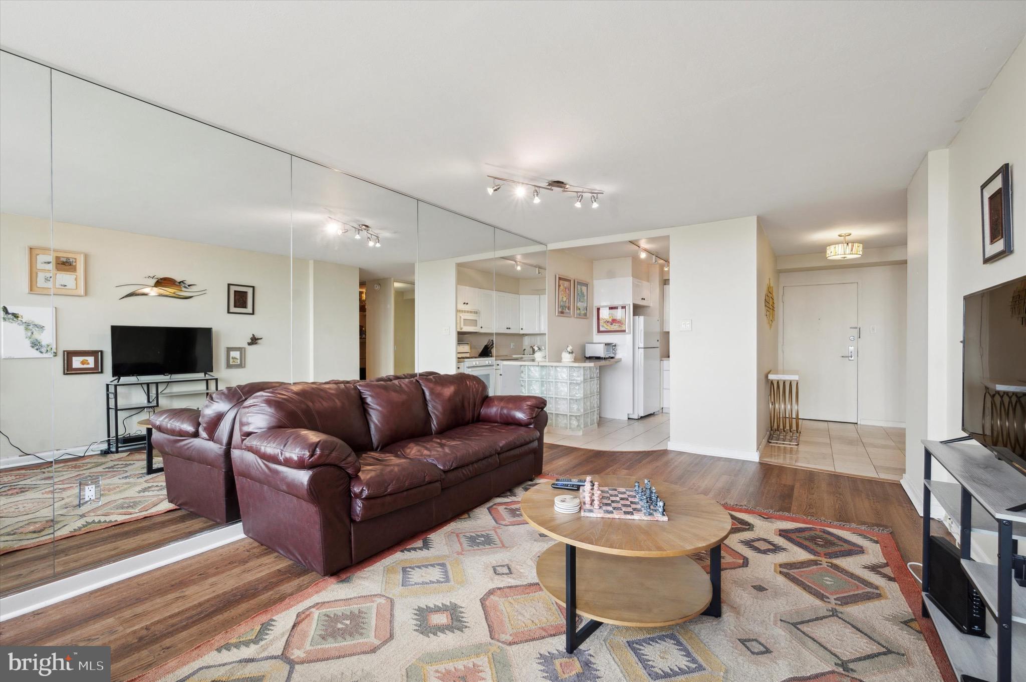 604-36 S Washington Sq #1115