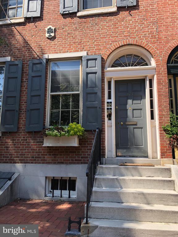 313 SPRUCE ST #3F