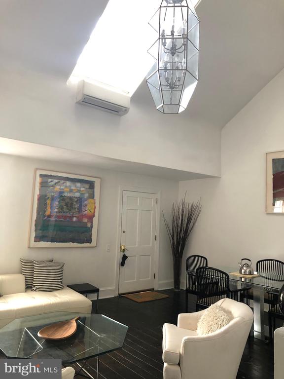 313 SPRUCE ST #3F
