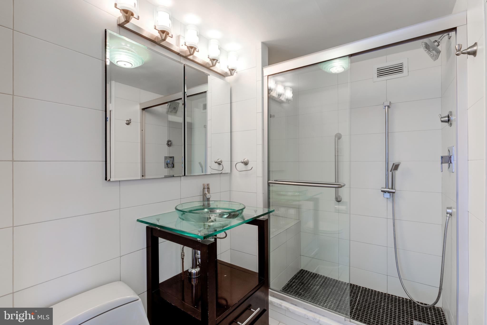 2401 Pennsylvania Ave #7c49