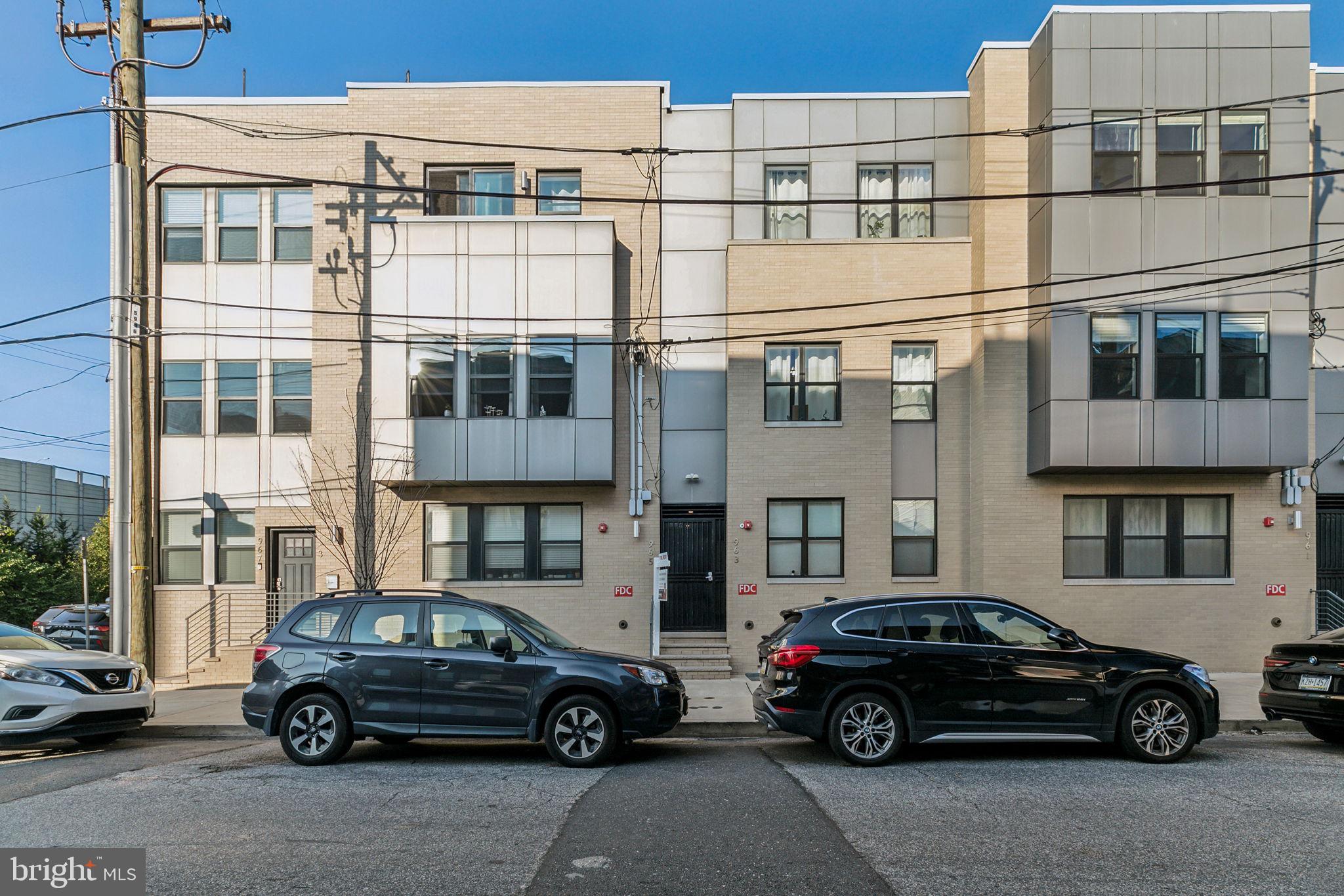 965 SHACKAMAXON ST #2