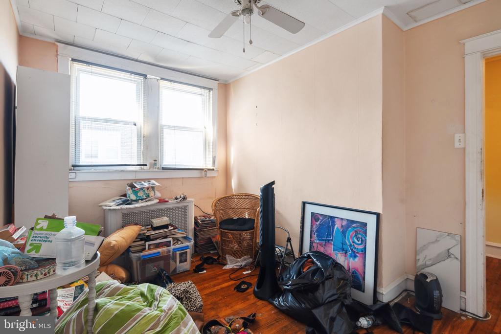 3200 W Willard St