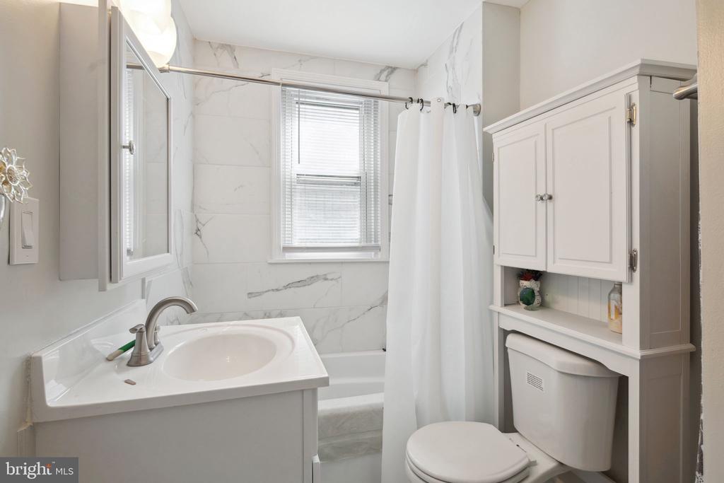 3200 W Willard St