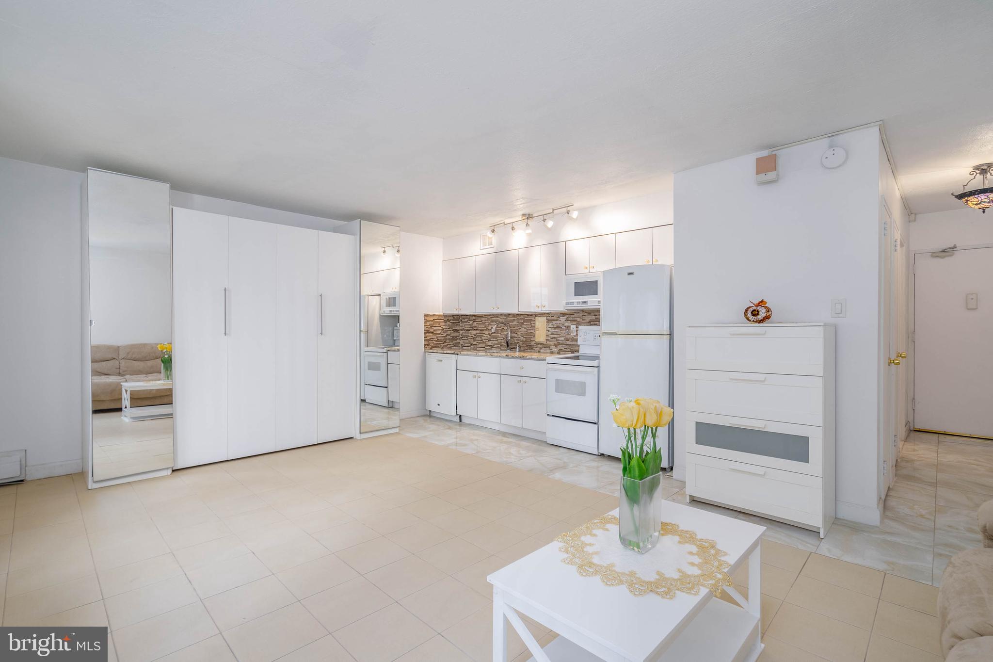 1900 JOHN F KENNEDY BLVD #1323