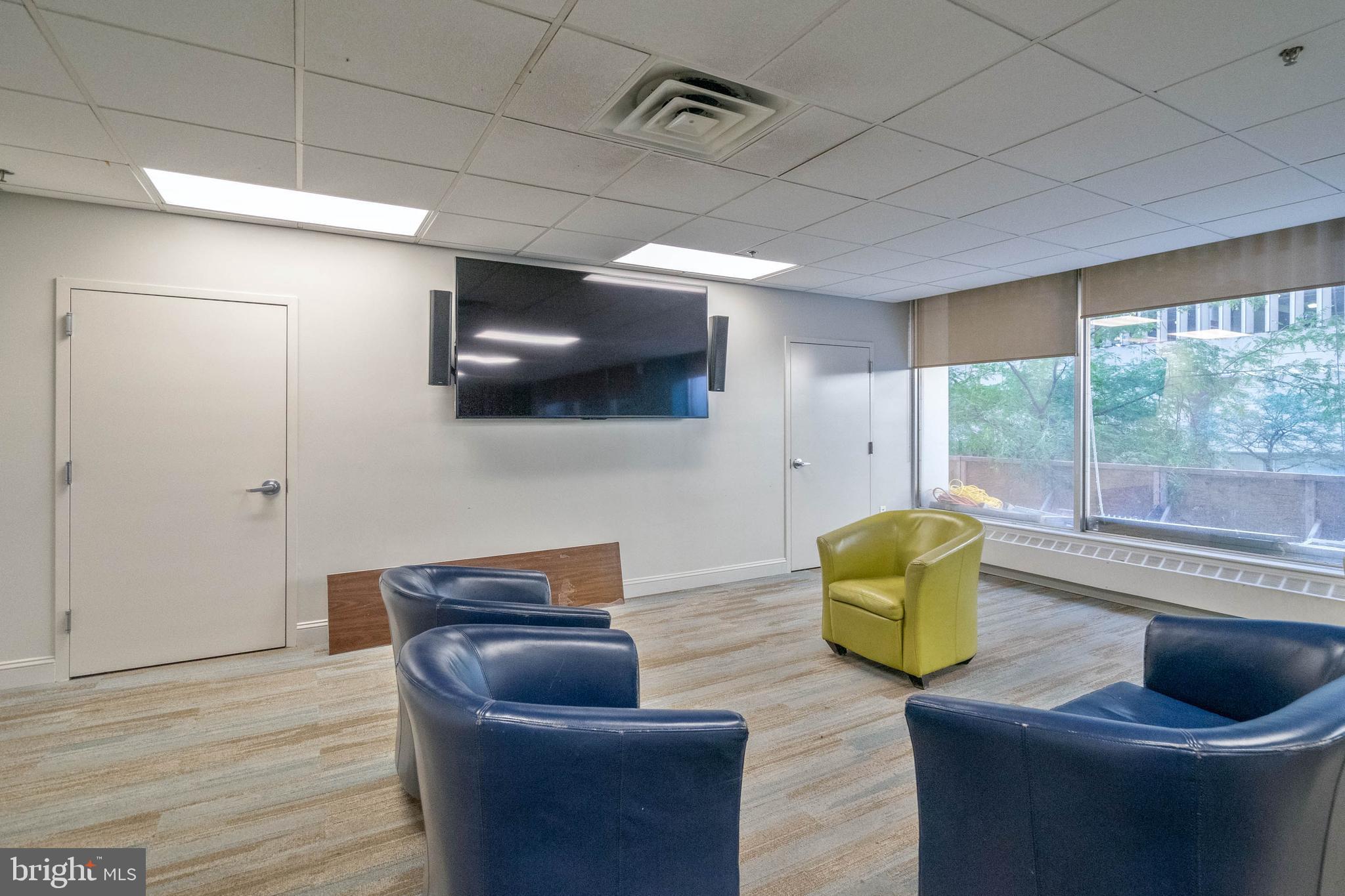 1900 JOHN F KENNEDY BLVD #1323