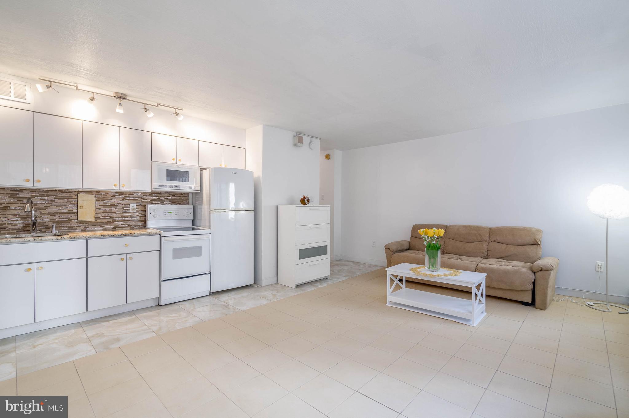 1900 JOHN F KENNEDY BLVD #1323