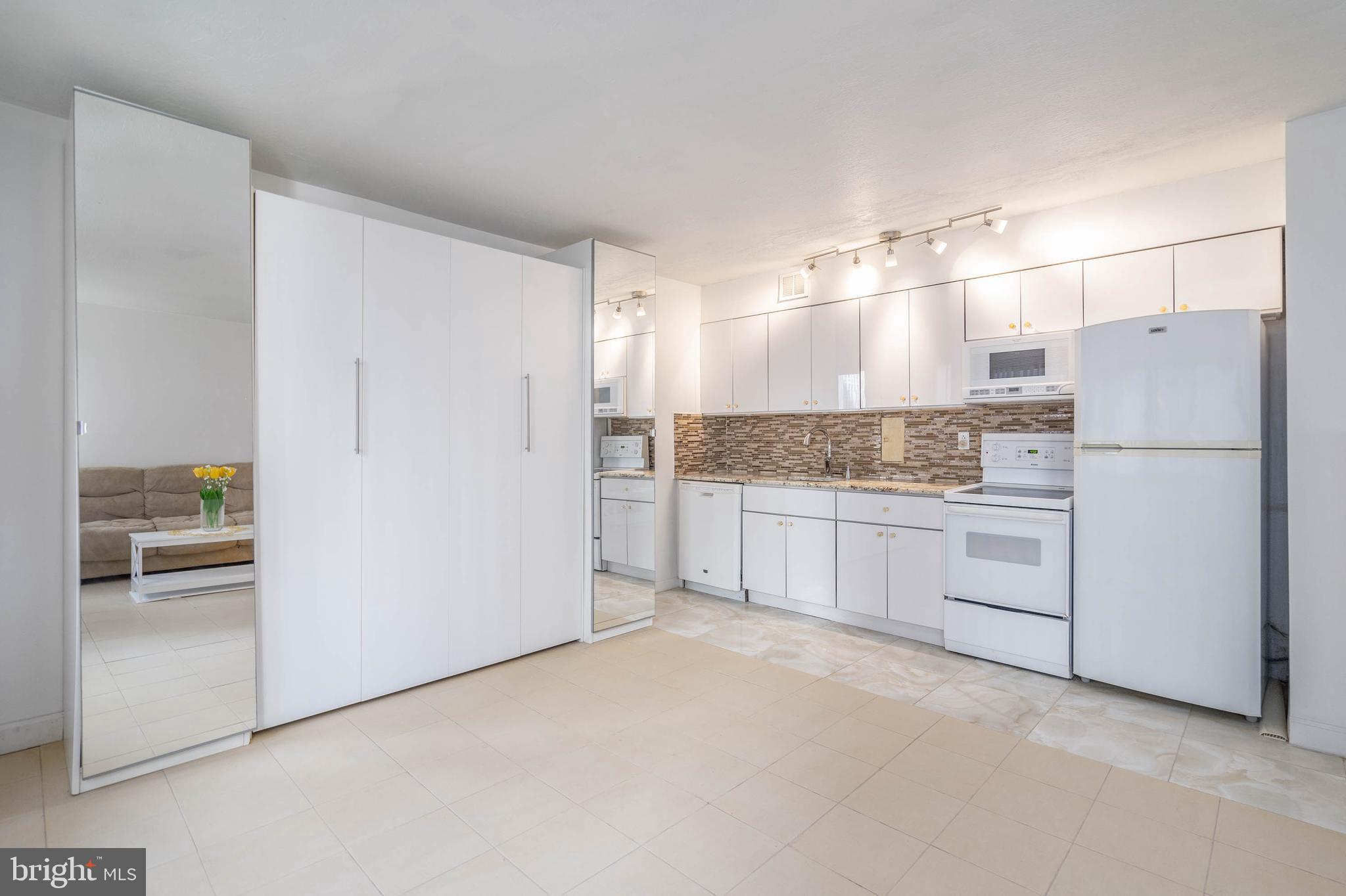 1900 JOHN F KENNEDY BLVD #1323