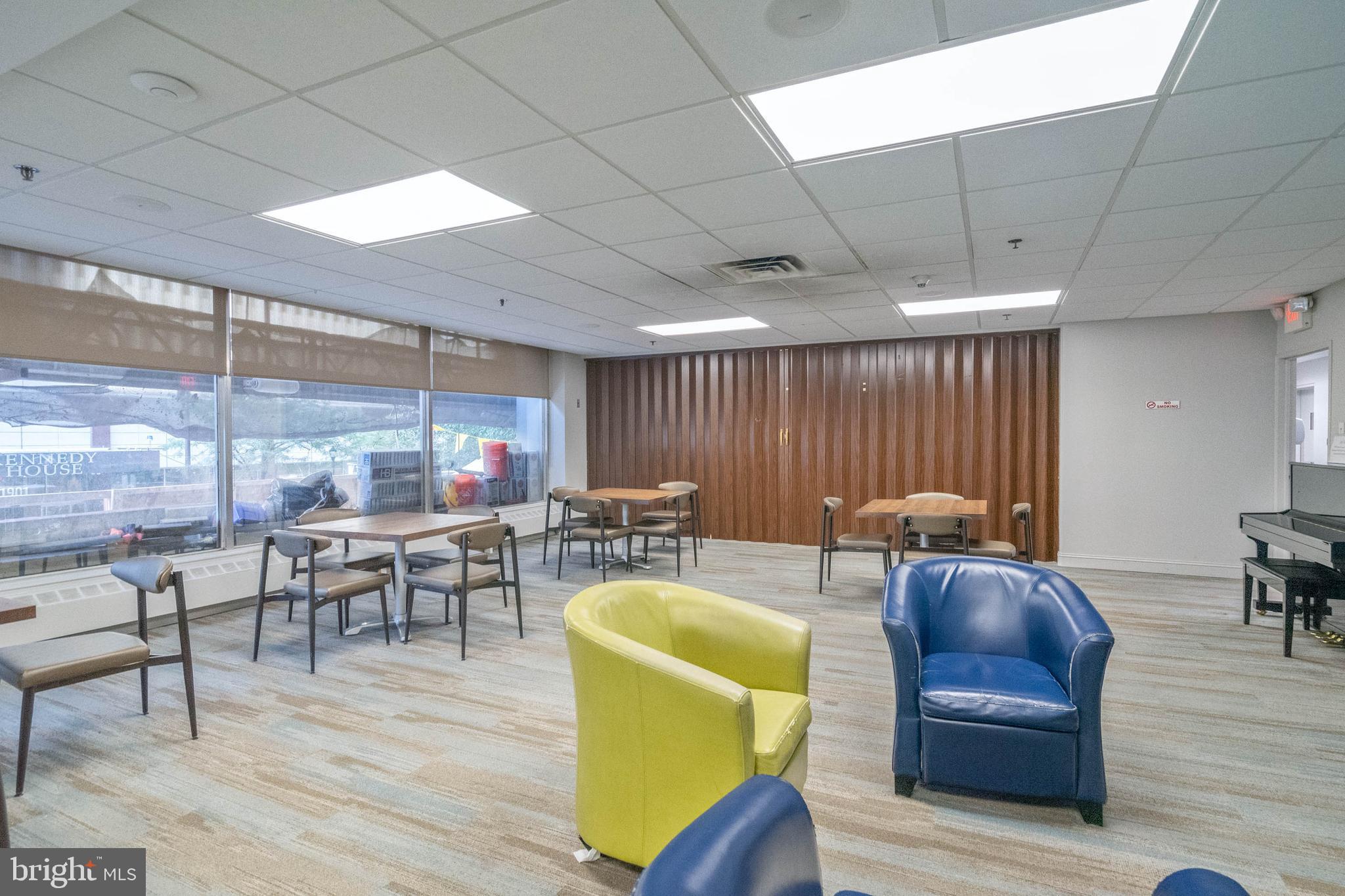 1900 JOHN F KENNEDY BLVD #1323