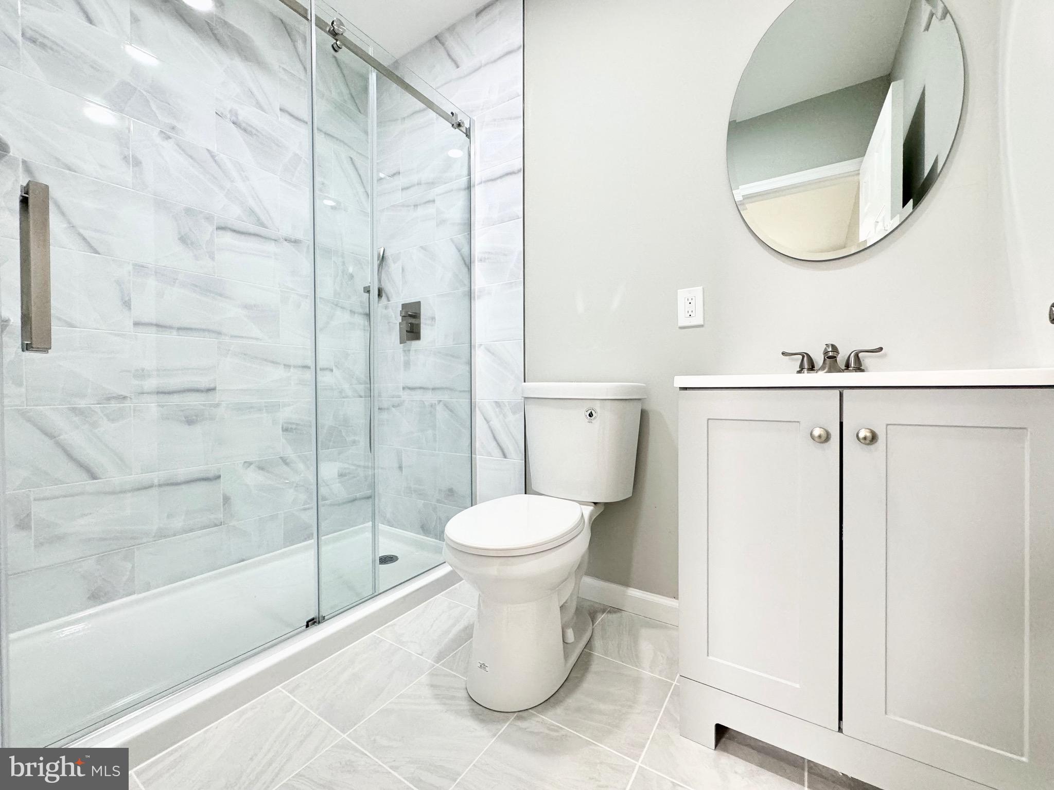 5740 Spruce St