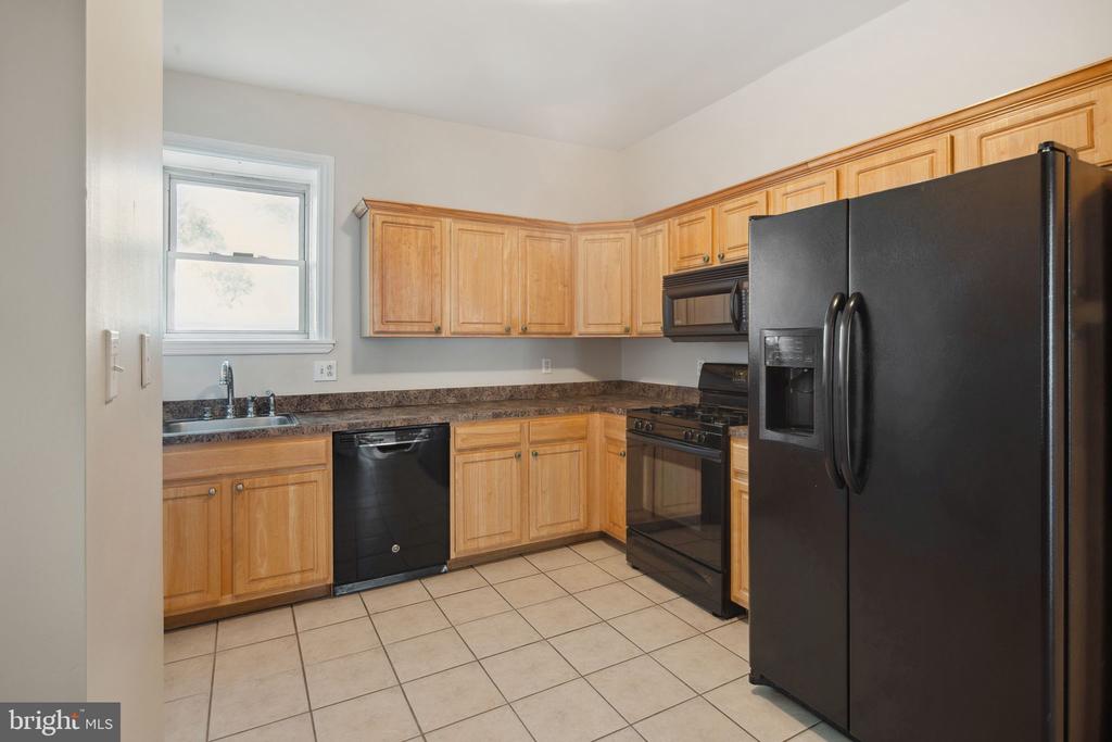 4132 MANAYUNK AVE