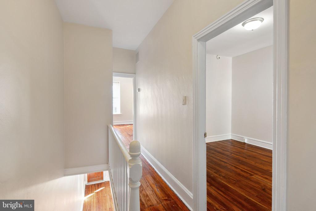 4132 MANAYUNK AVE