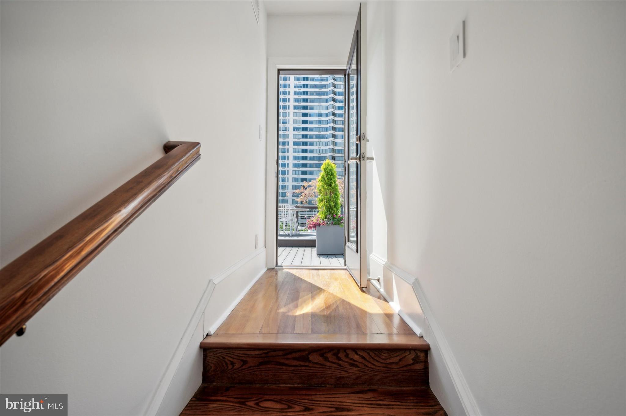 2012 Spring Garden St #Ph