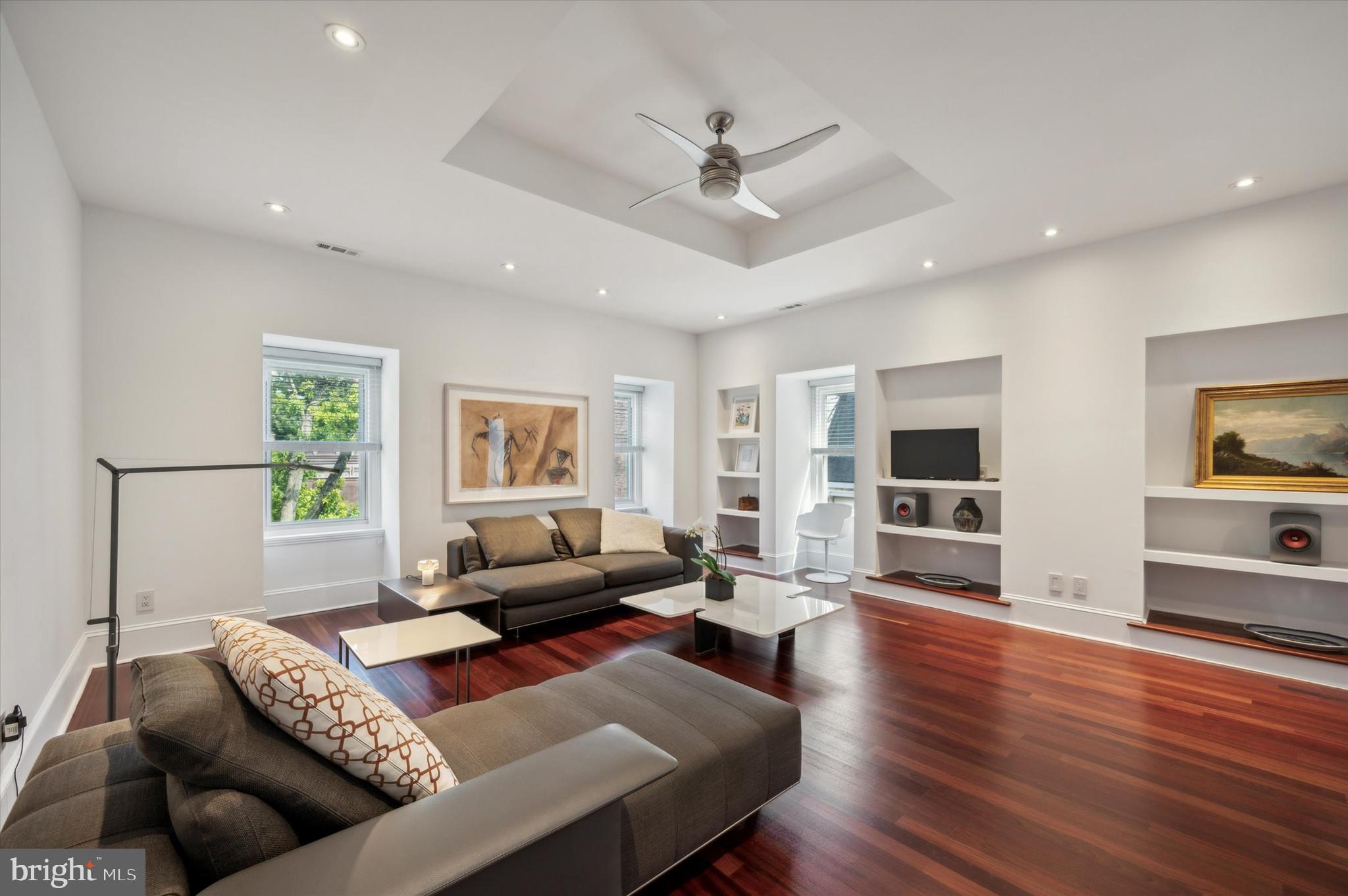 2012 Spring Garden St #Ph