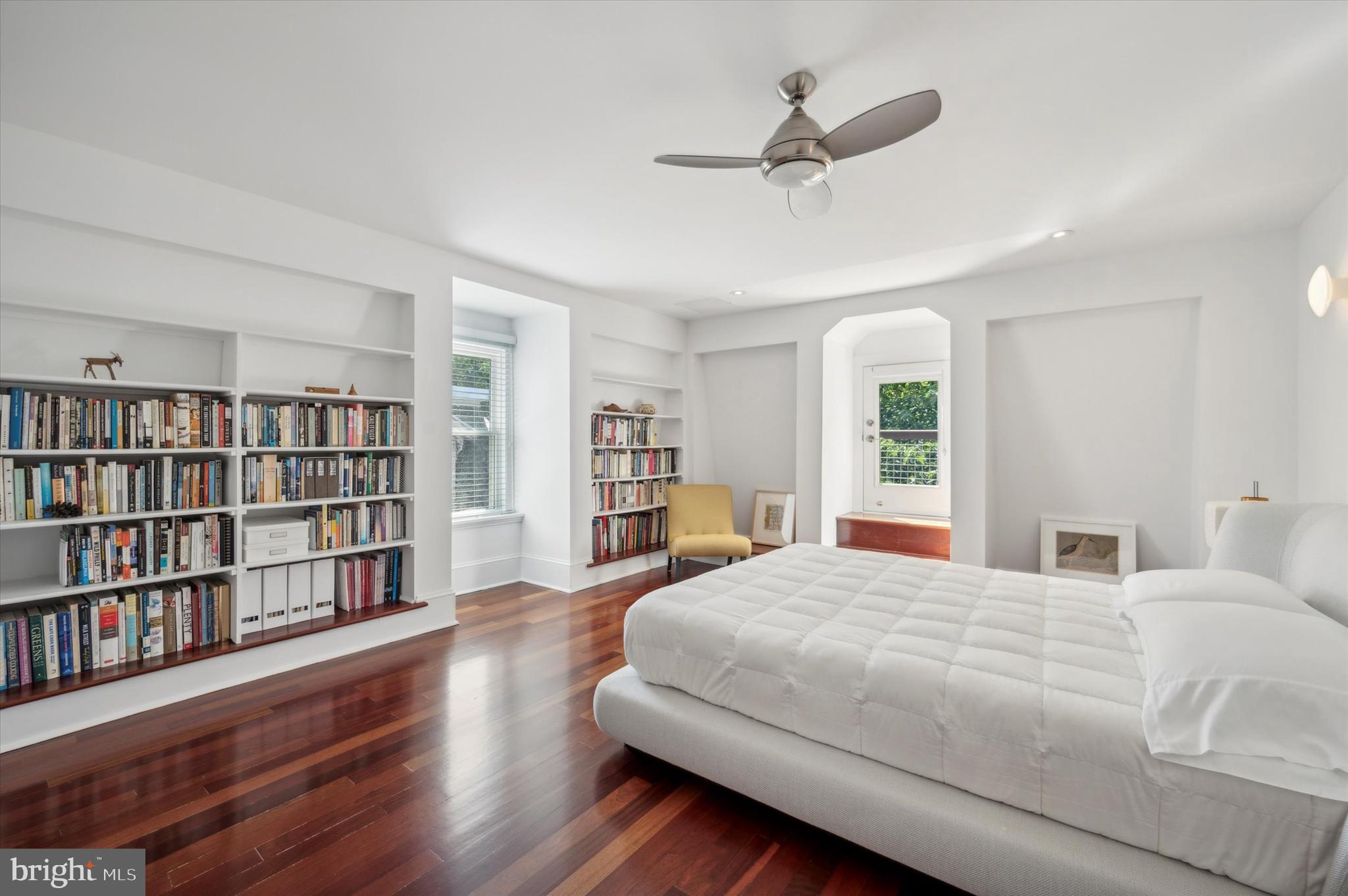 2012 Spring Garden St #Ph