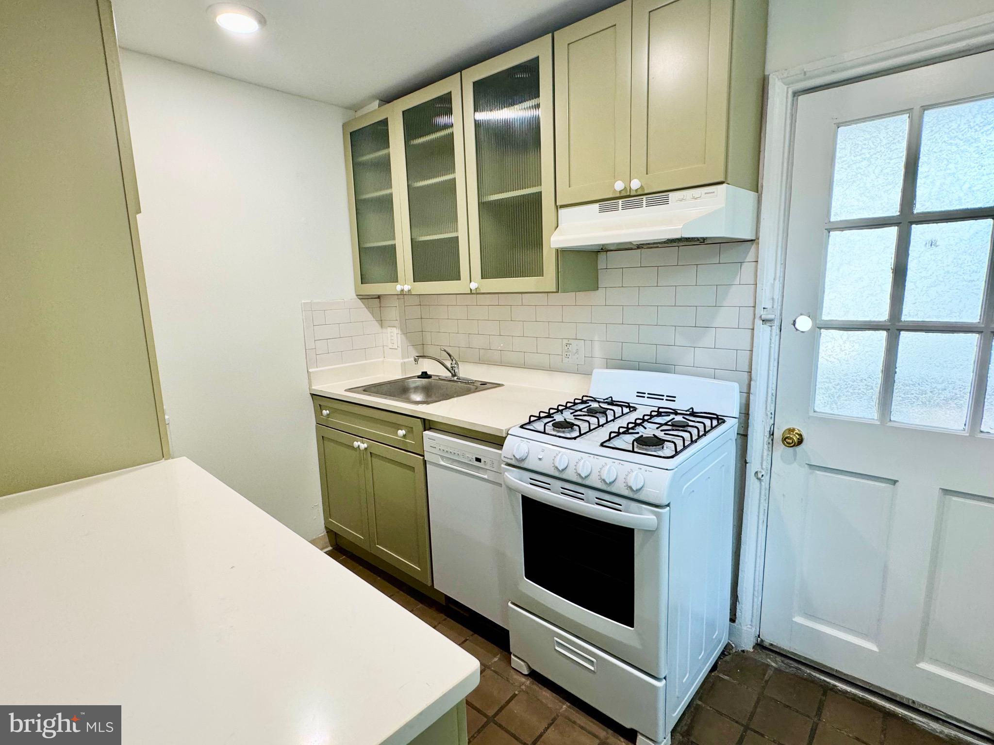 2148 GREEN ST #- UNIT 1