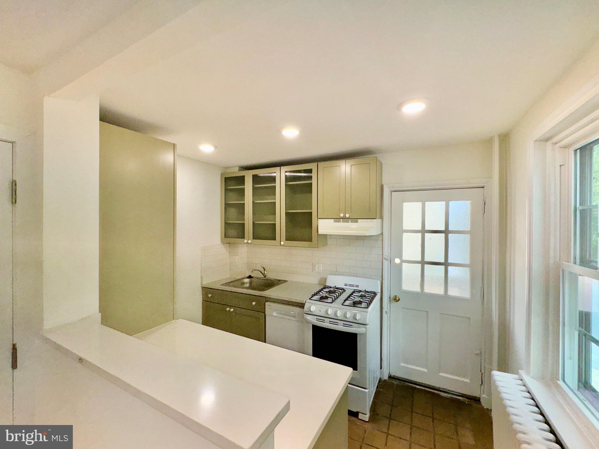 2148 GREEN ST #- UNIT 1