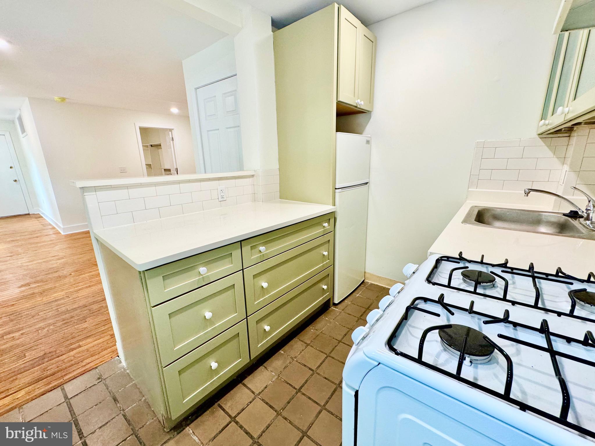 2148 GREEN ST #- UNIT 1