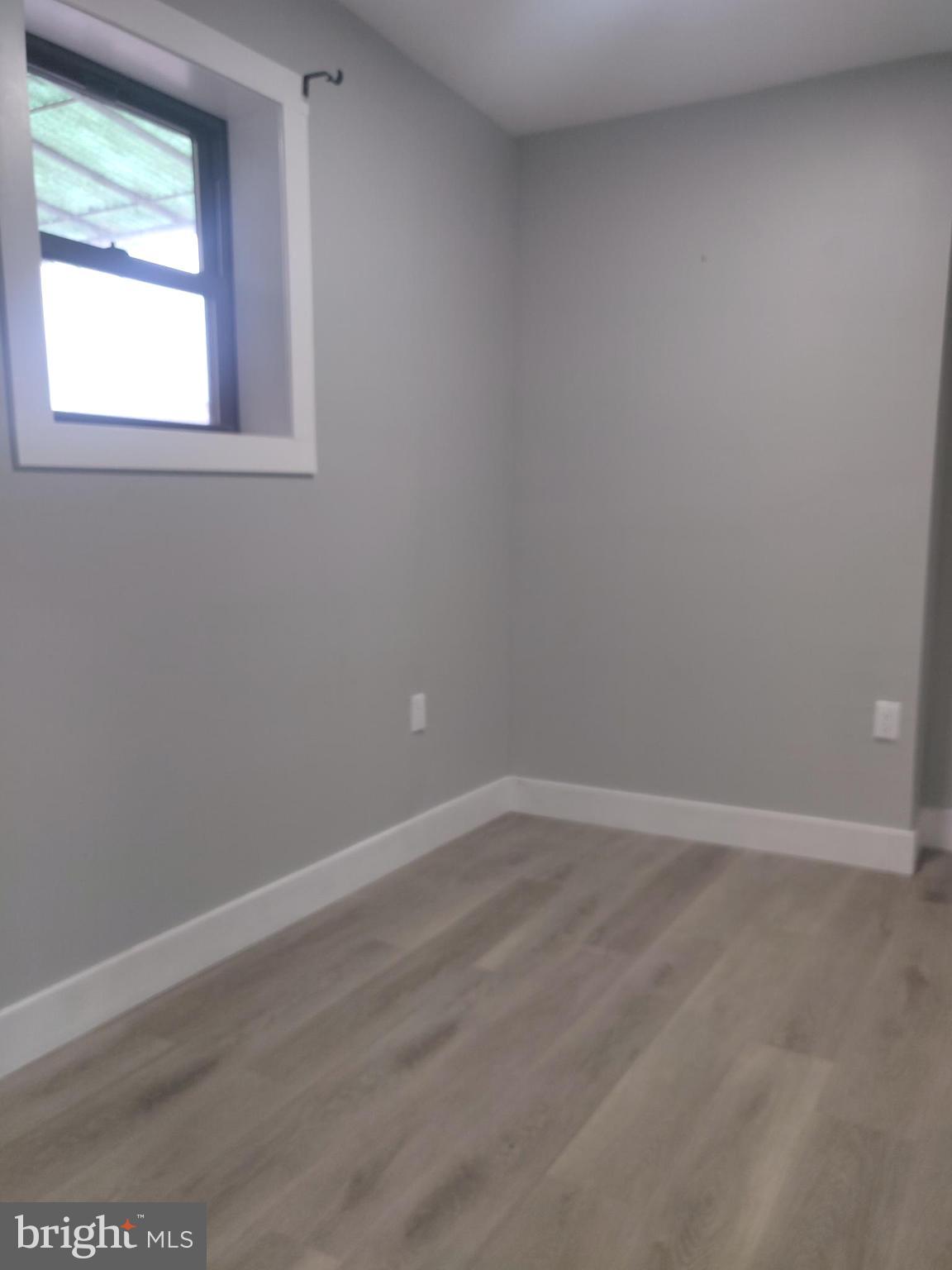 4951 W THOMPSON ST #1R (AKA 2)