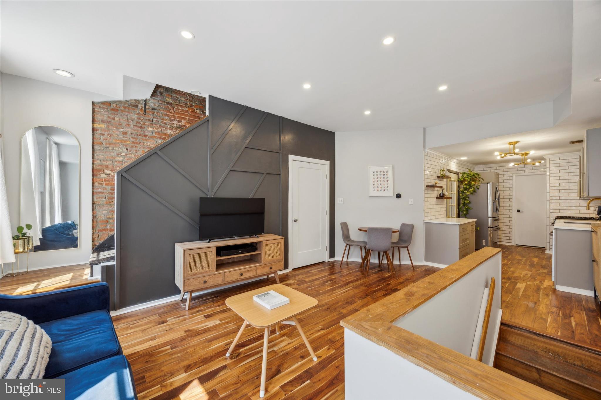 227 QUARRY ST #APT 2